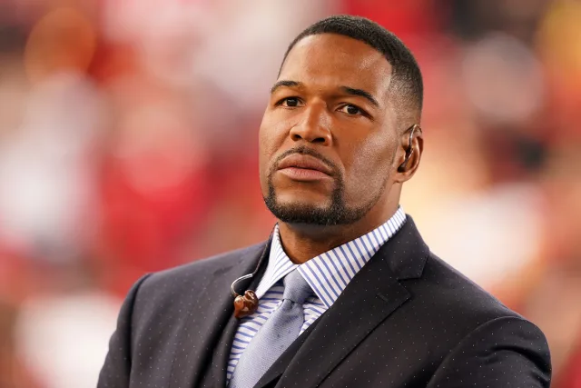 Who Is Michael Strahan? Biography, Age, Career, Wife, Children, Net ...